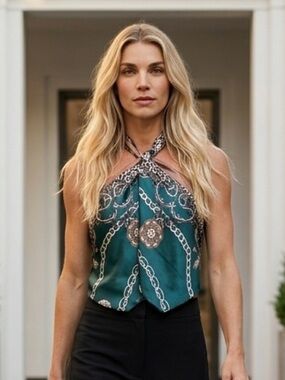 2 for $30 🆕🎁Luxury  Satin Scarf Top